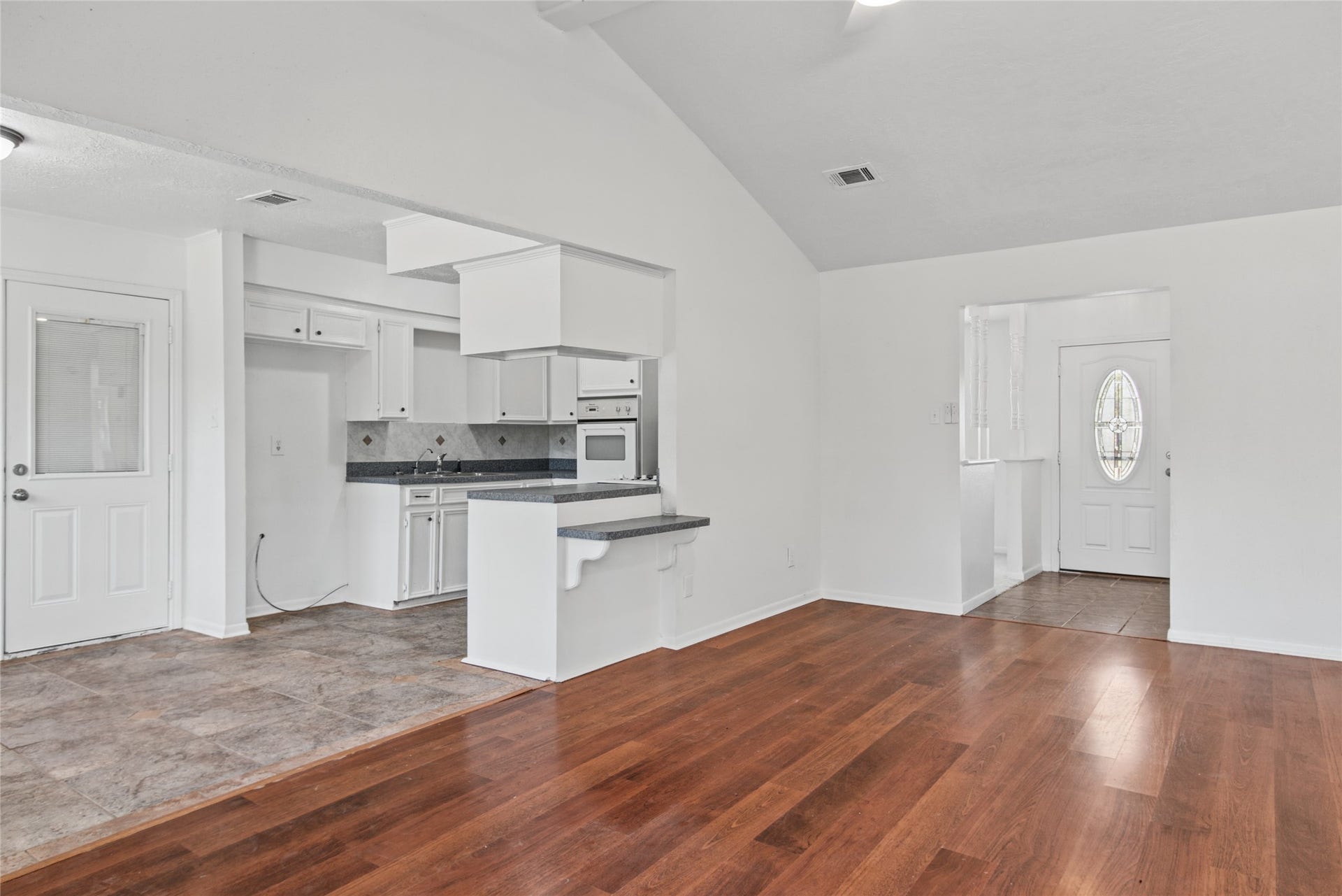 5502 Wickwillow Lane, Alvin, TX 77511 5502 Wickwillow Lane, Alvin, TX 77511