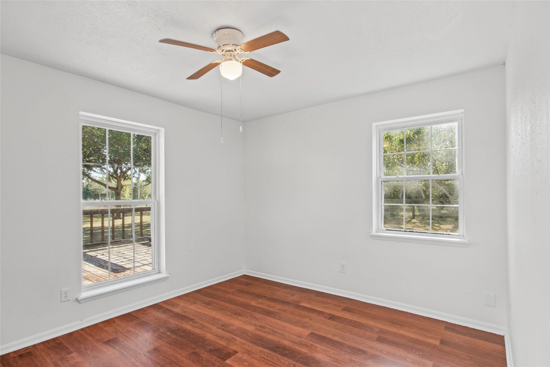 5502 Wickwillow Lane, Alvin, TX 77511 5502 Wickwillow Lane, Alvin, TX 77511