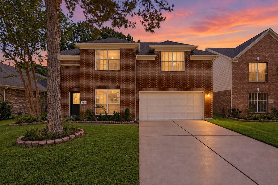 Property photo for 7210 Hazel Cove Drive, Houston, TX