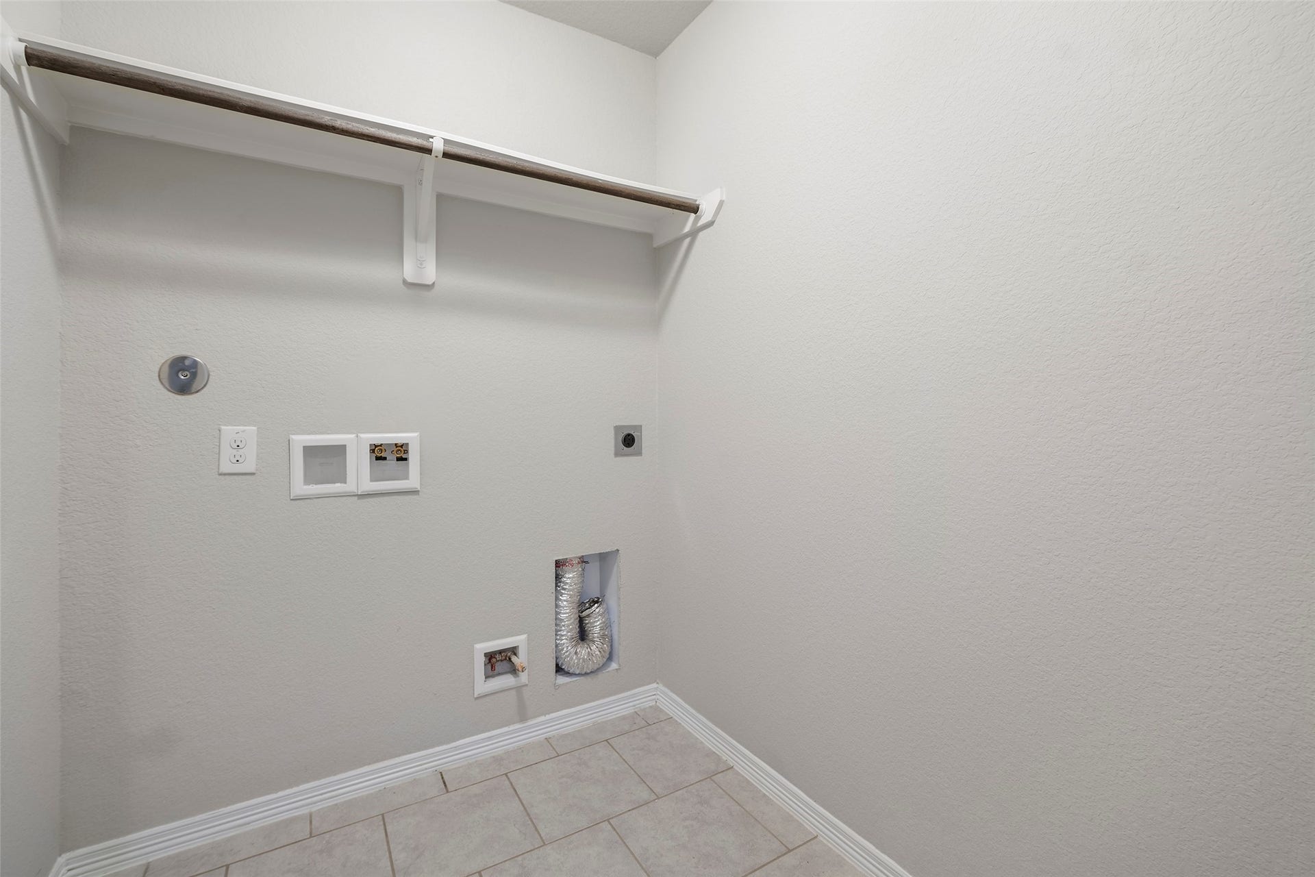 25953 Northpark Birch Drive, Porter, TX 77365 25953 Northpark Birch Drive, Porter, TX 77365