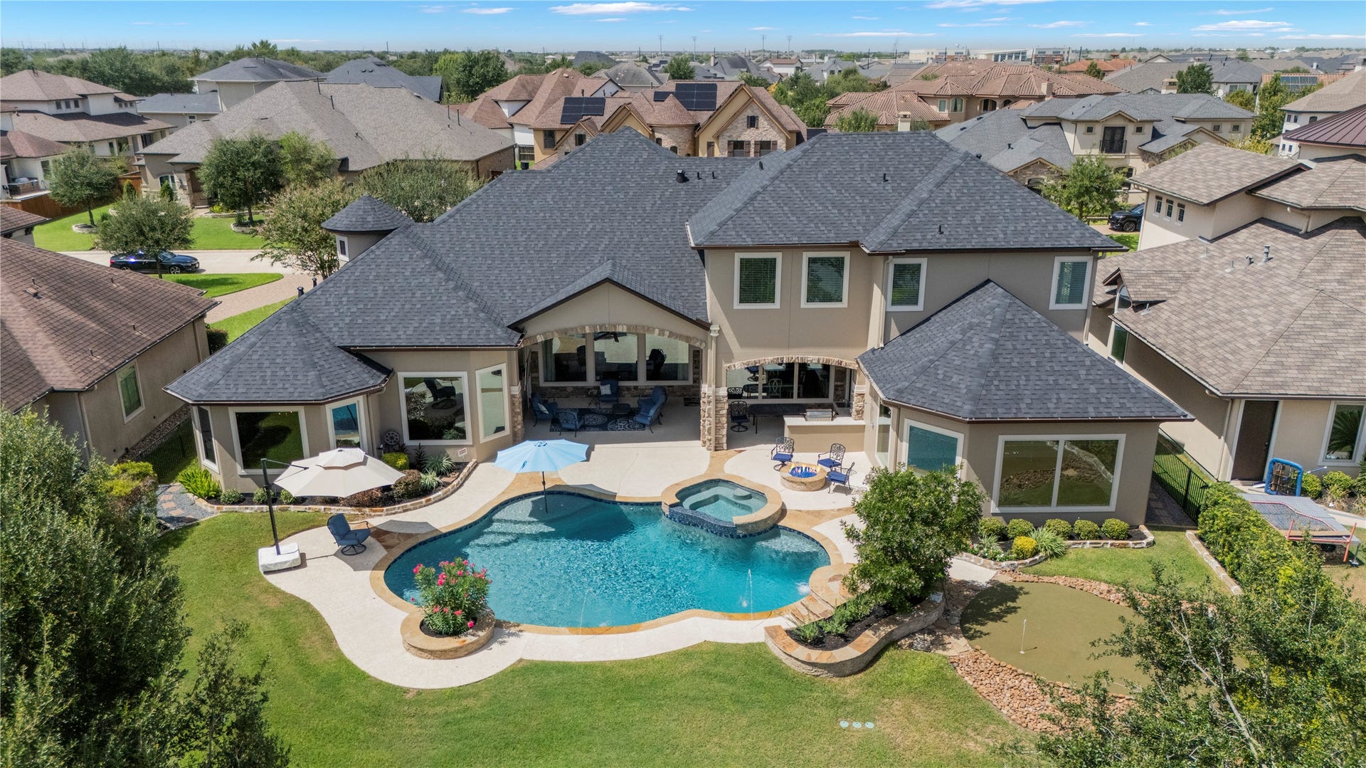 10114 E Frio River Circle N, Cypress, TX 77433 With the front facing west, this is the east side, NO hot evening sun