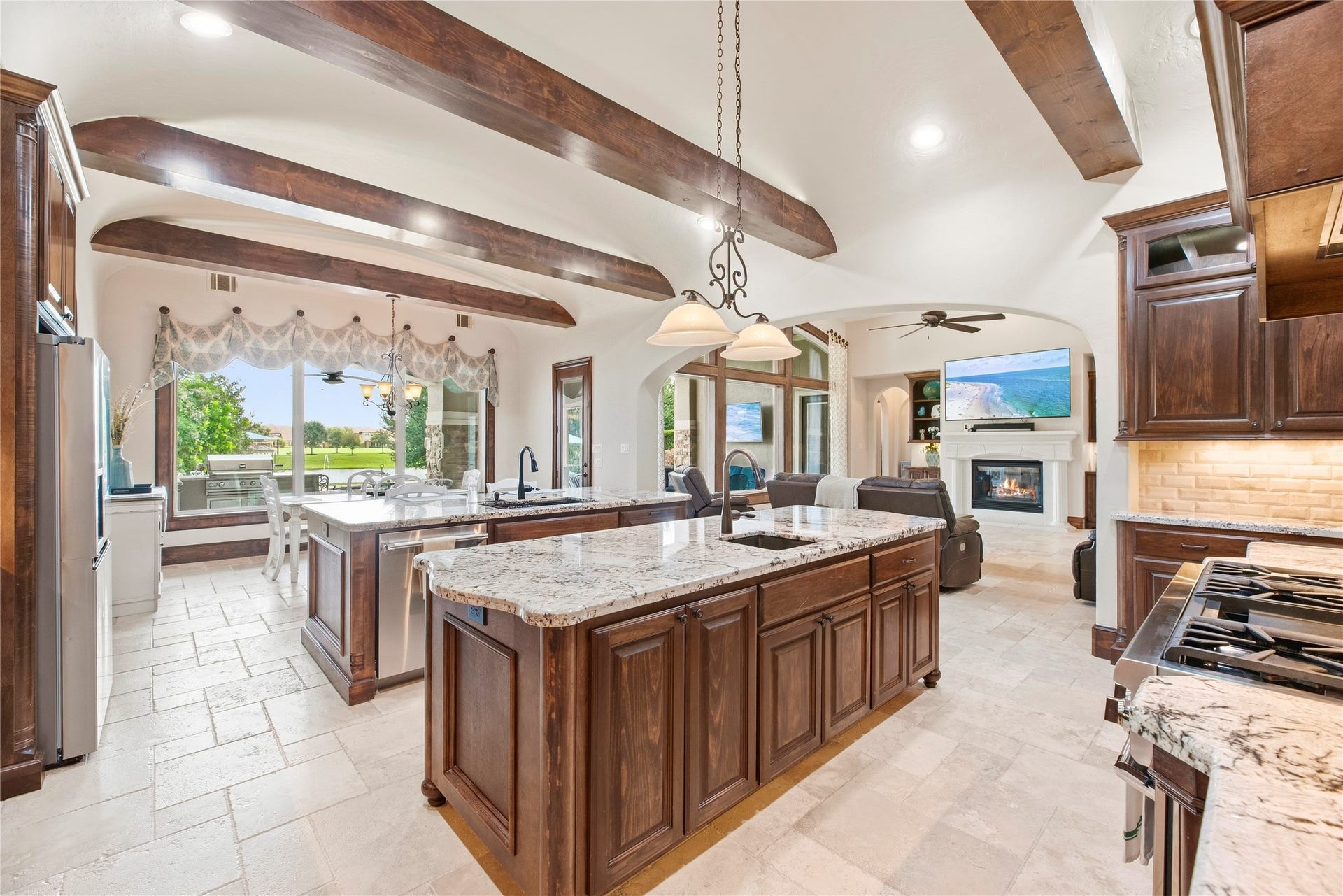 10114 E Frio River Circle N, Cypress, TX 77433 Enjoying that beautiful view makes cooking more fun