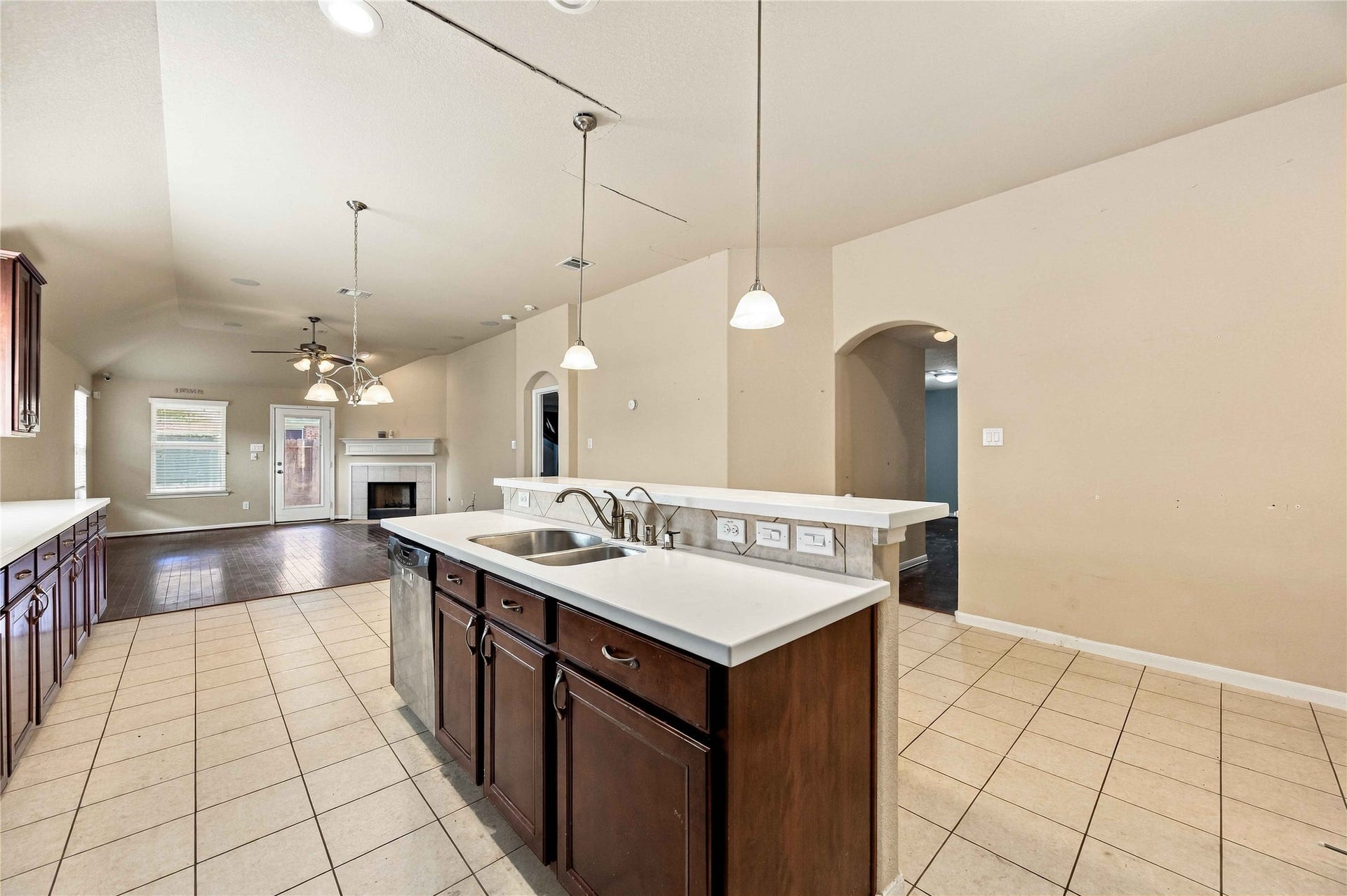 Large center island provides additional prep space and storage.