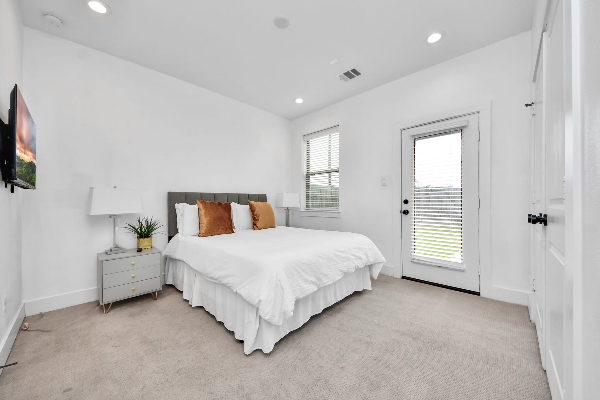 3218 St Emanuel Street, Houston, TX 77004
