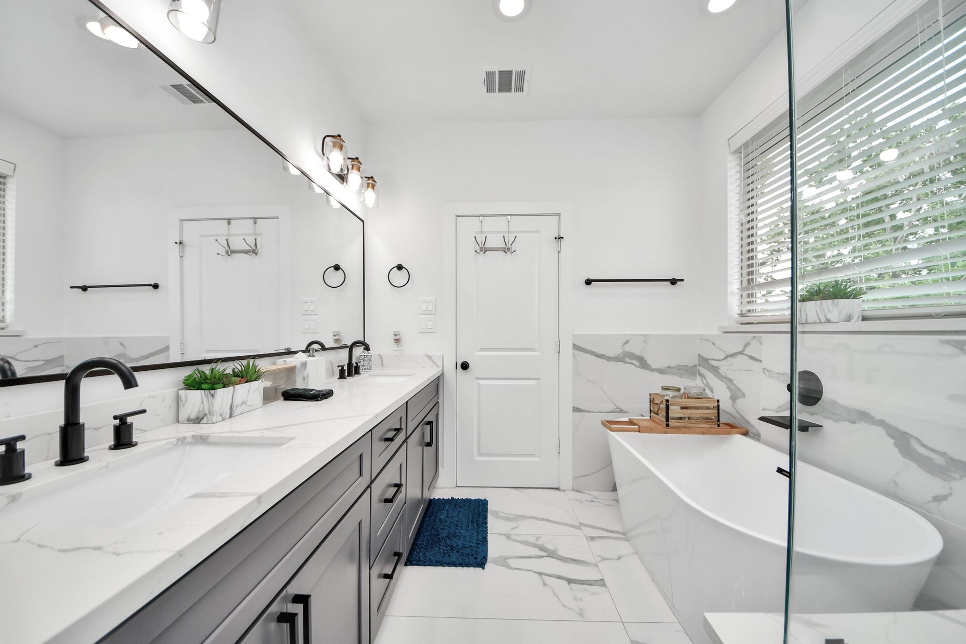 3218 St Emanuel Street, Houston, TX 77004