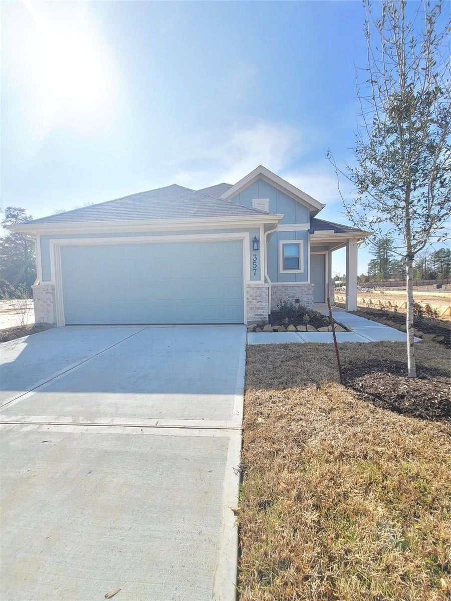 Property photo for 357 Salerio Way, Conroe, TX