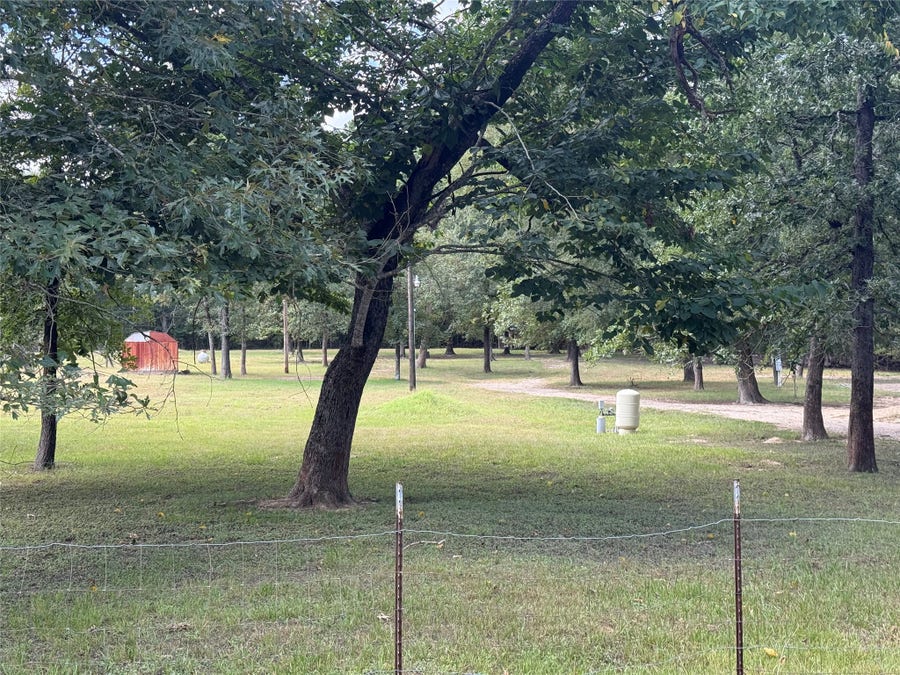 Property photo for 48 Hall Drive N, Montgomery, TX