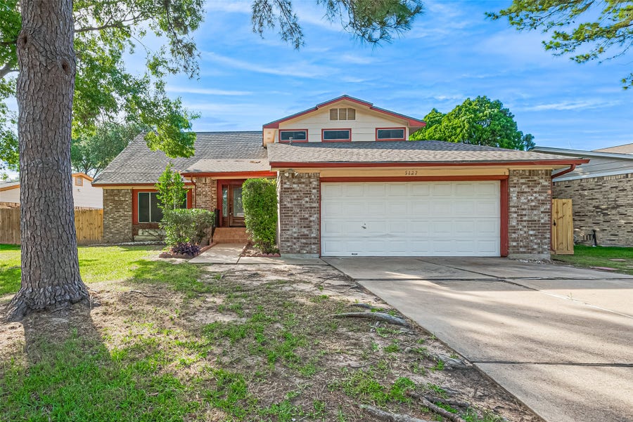 Property photo for 5127 Smokey River Drive, Katy, TX