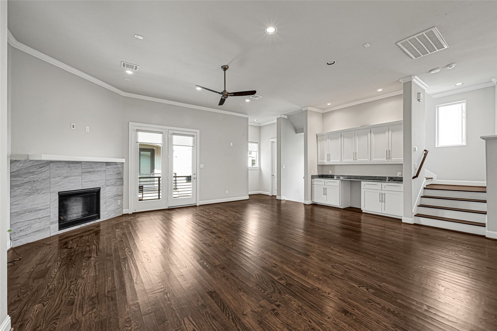 5514 Petty Street, #A, Houston, TX 77007 5514 Petty Street, #A, Houston, TX 77007