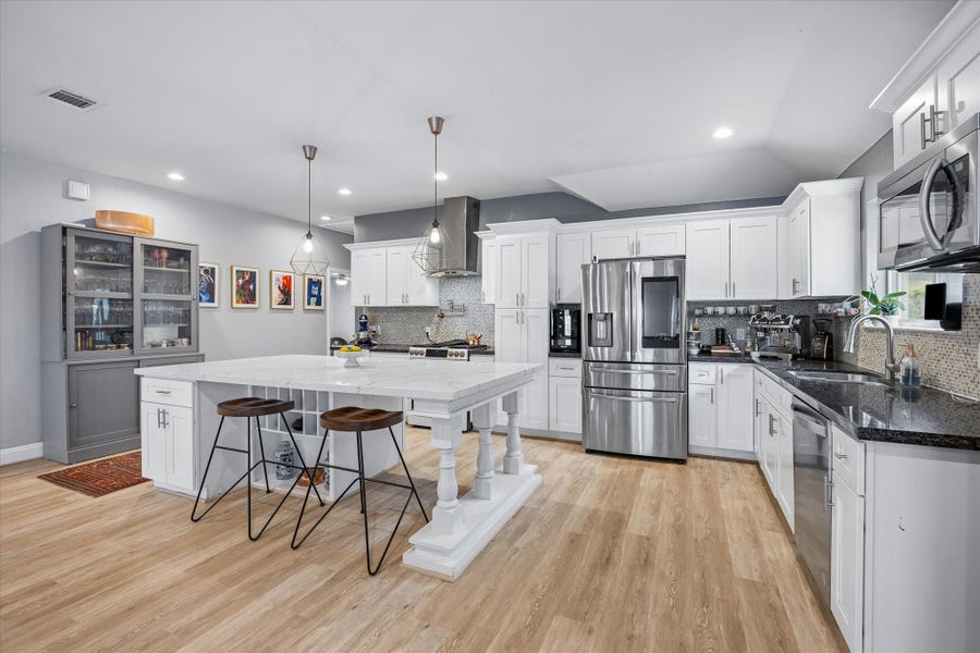 Property photo for 1310 Elliston Street, Houston, TX