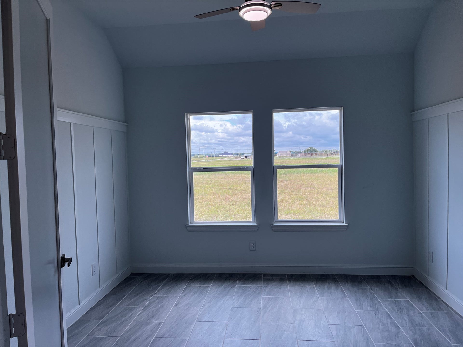 347 Brahman Trail, Angleton, TX 77515