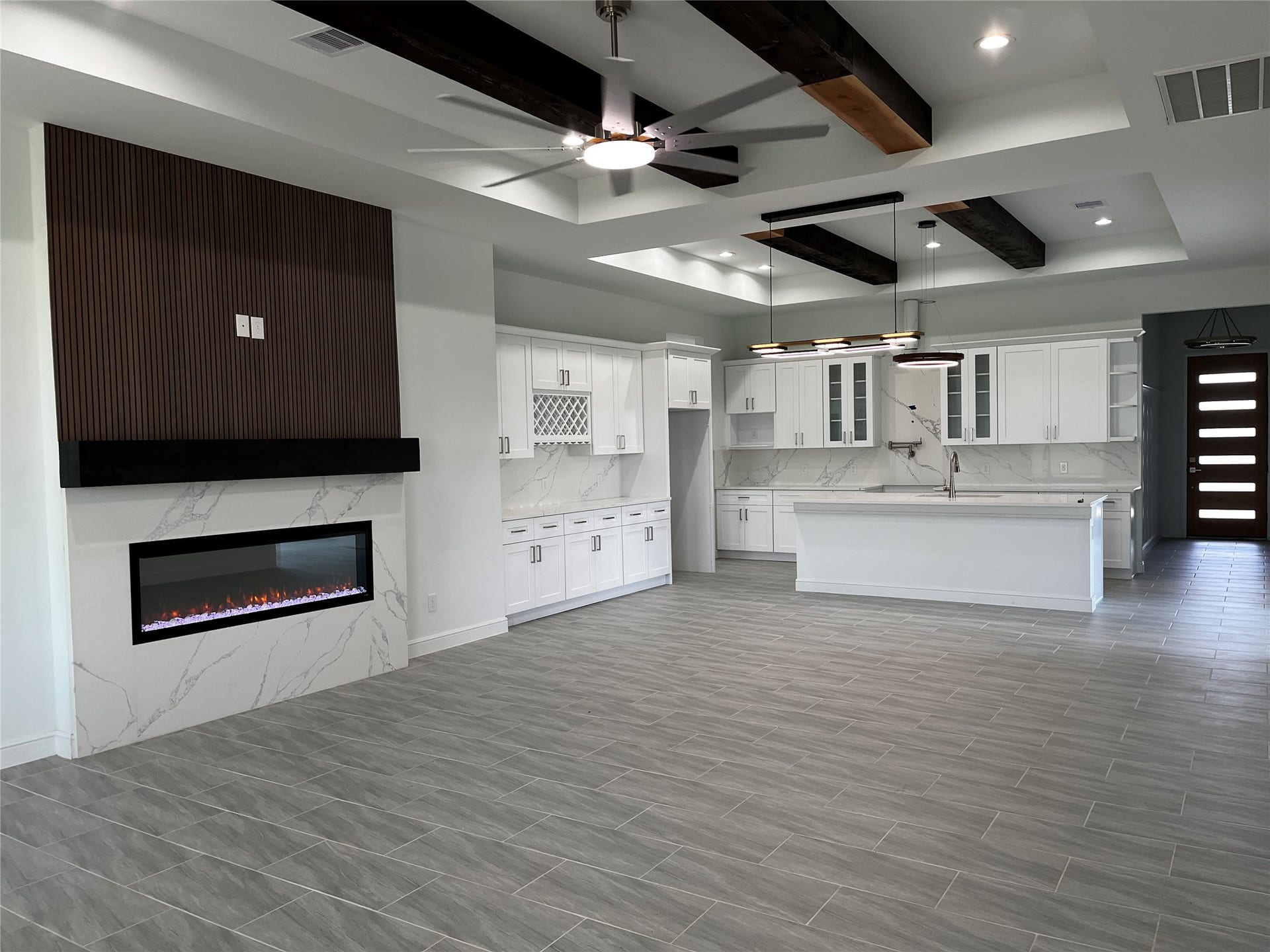 347 Brahman Trail, Angleton, TX 77515
