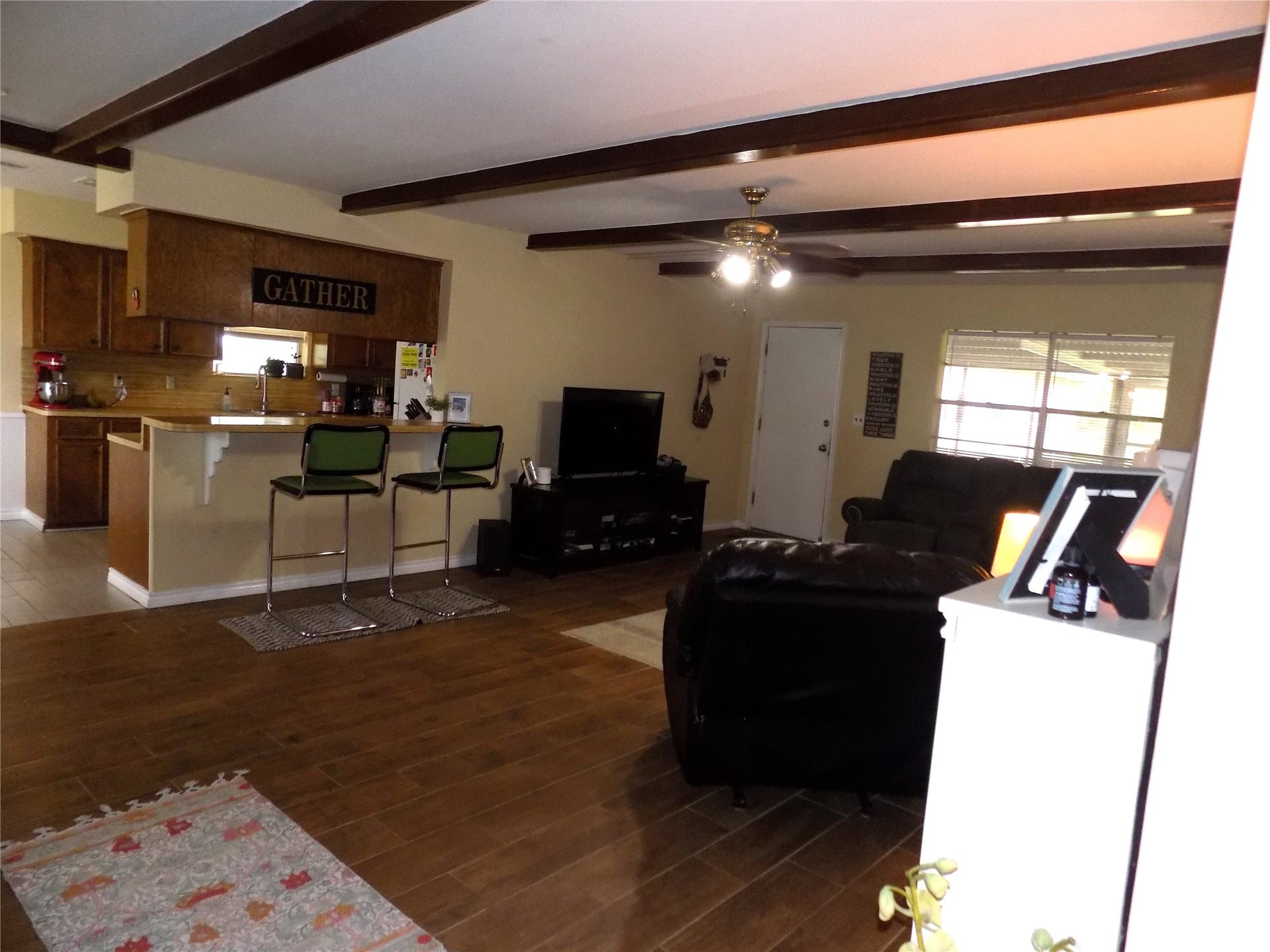 6626 Mildred Road, Needville, TX 77461 6626 Mildred Road, Needville, TX 77461