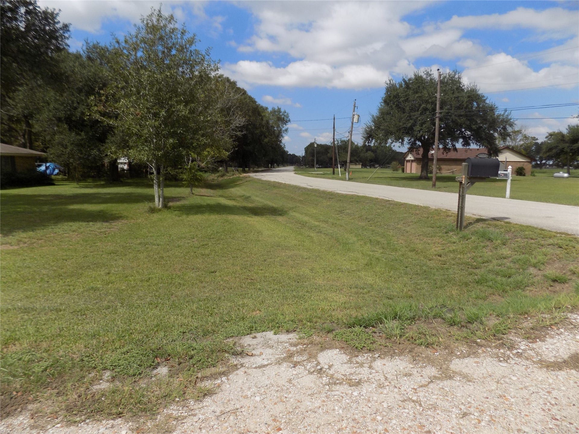 6626 Mildred Road, Needville, TX 77461 6626 Mildred Road, Needville, TX 77461