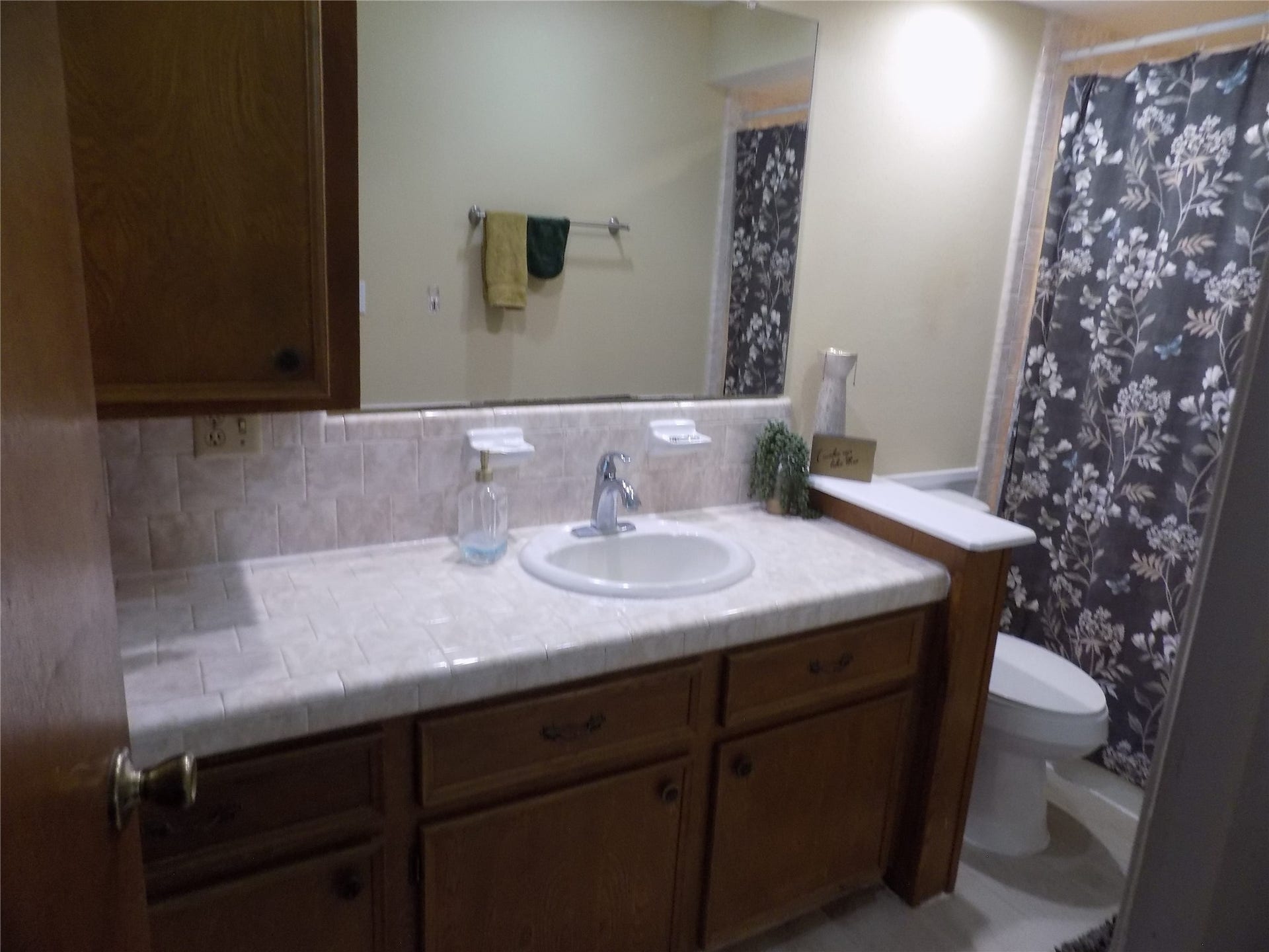 6626 Mildred Road, Needville, TX 77461 6626 Mildred Road, Needville, TX 77461