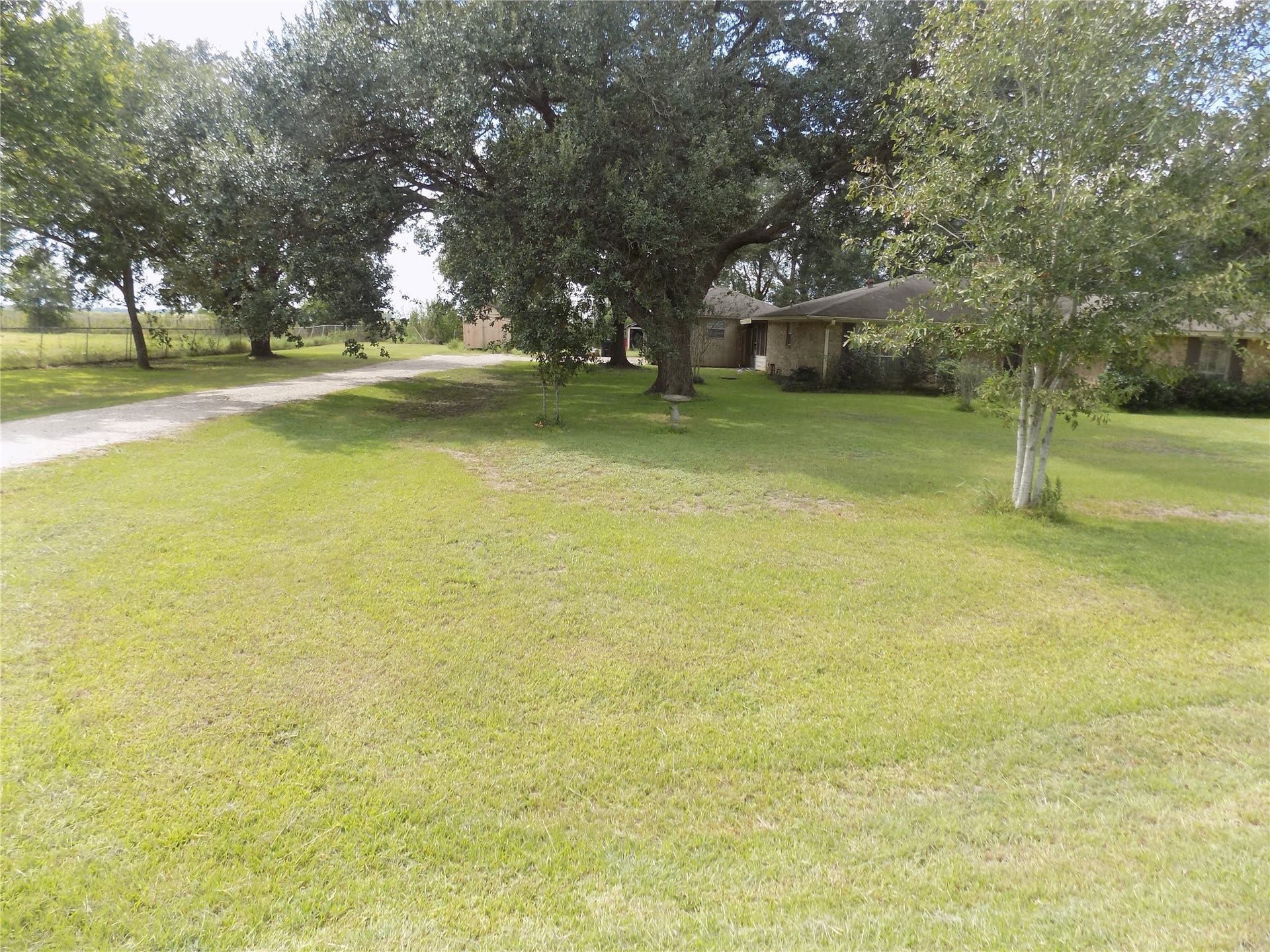 6626 Mildred Road, Needville, TX 77461 6626 Mildred Road, Needville, TX 77461