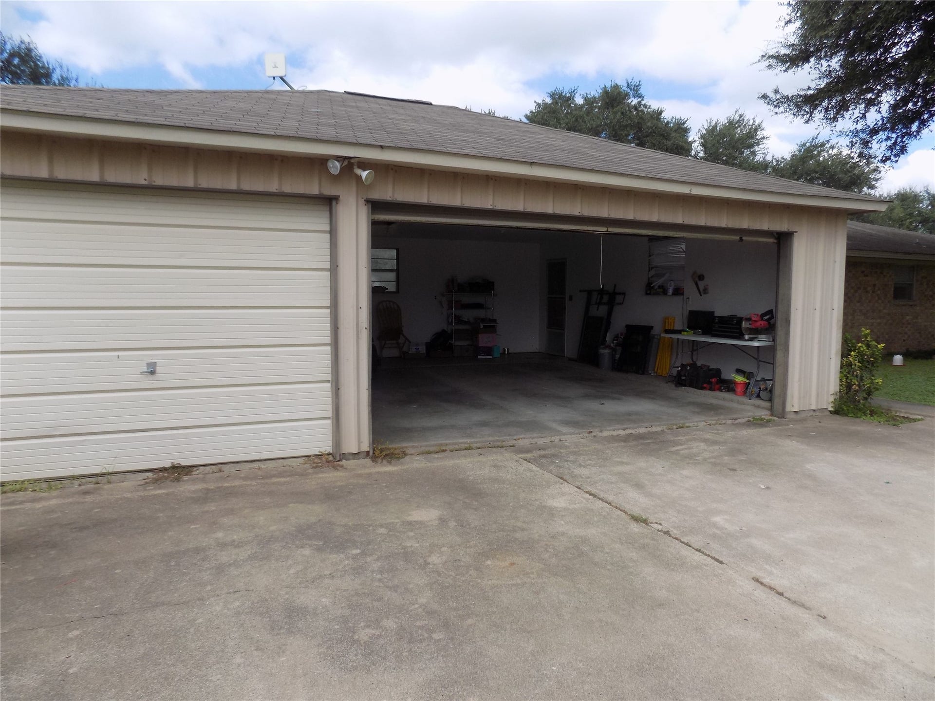 6626 Mildred Road, Needville, TX 77461 6626 Mildred Road, Needville, TX 77461