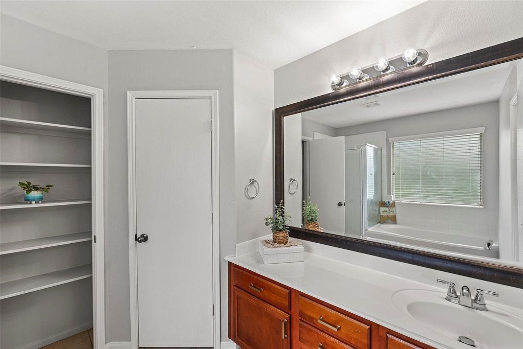 2518 Hidden Park Lane, Conroe, TX 77385 2518 Hidden Park Lane, Conroe, TX 77385