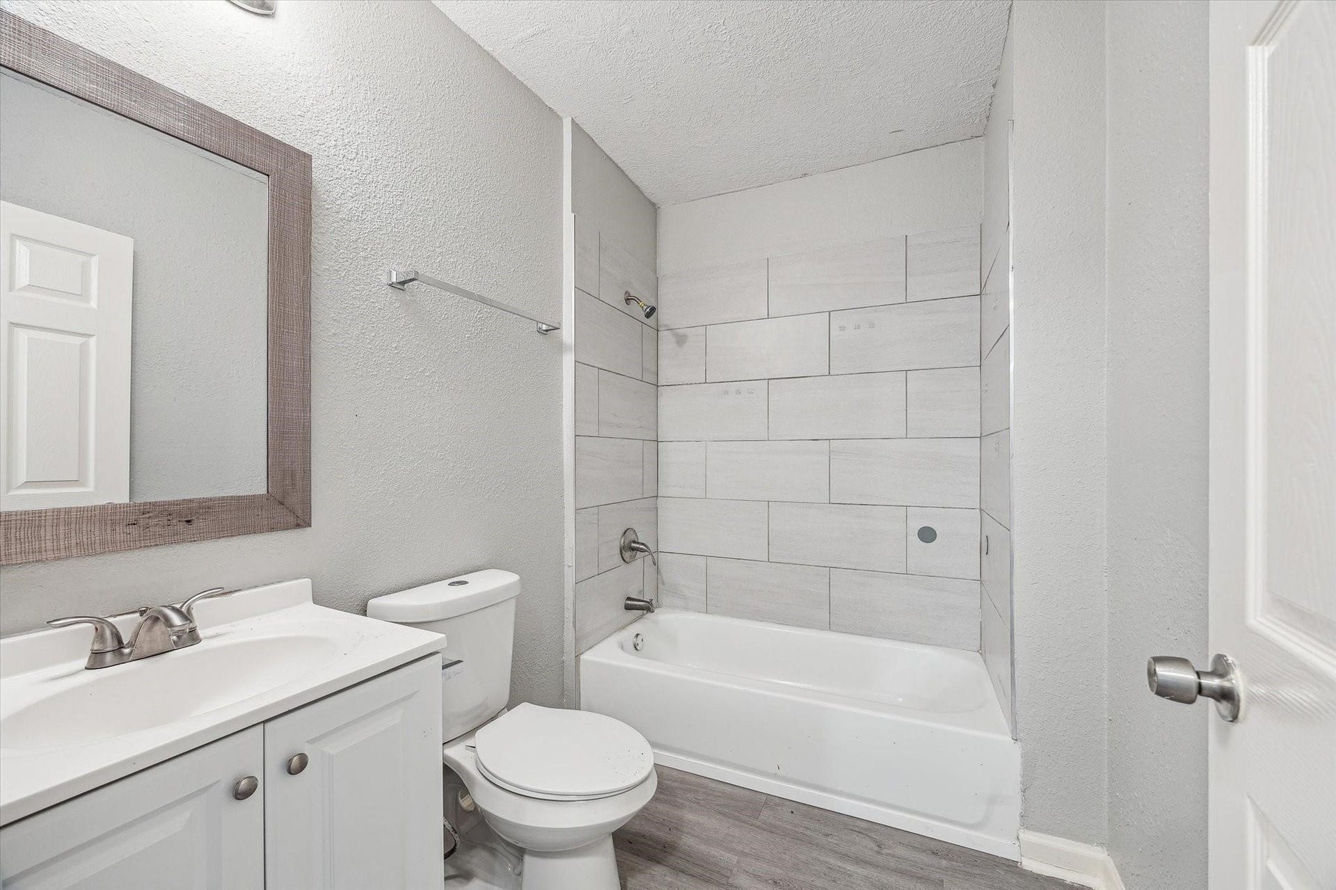 710 E Magnolia Street, Angleton, TX 77515 710 E Magnolia Street, Angleton, TX 77515
