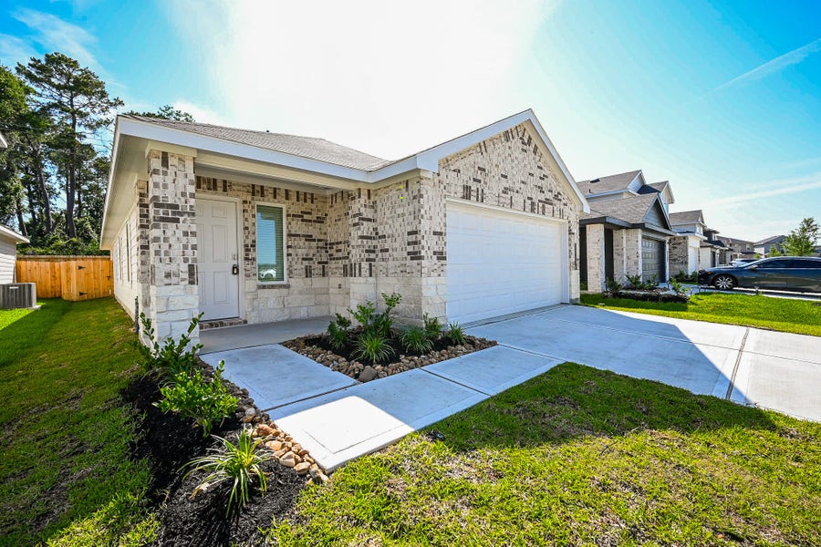 Property photo for 1003 Vilana Ridge Land, Houston, TX