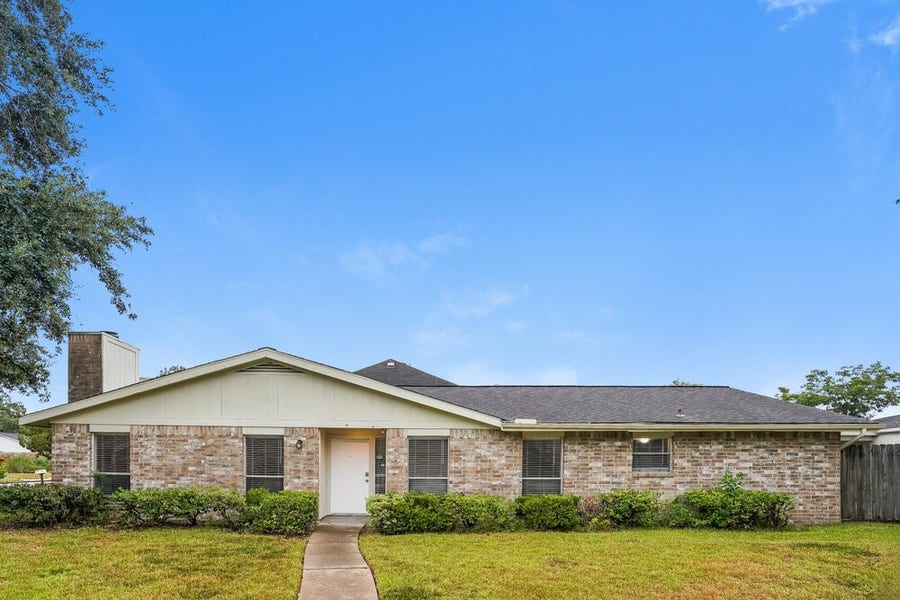 Property photo for 3202 Palm Desert Lane, Missouri City, TX