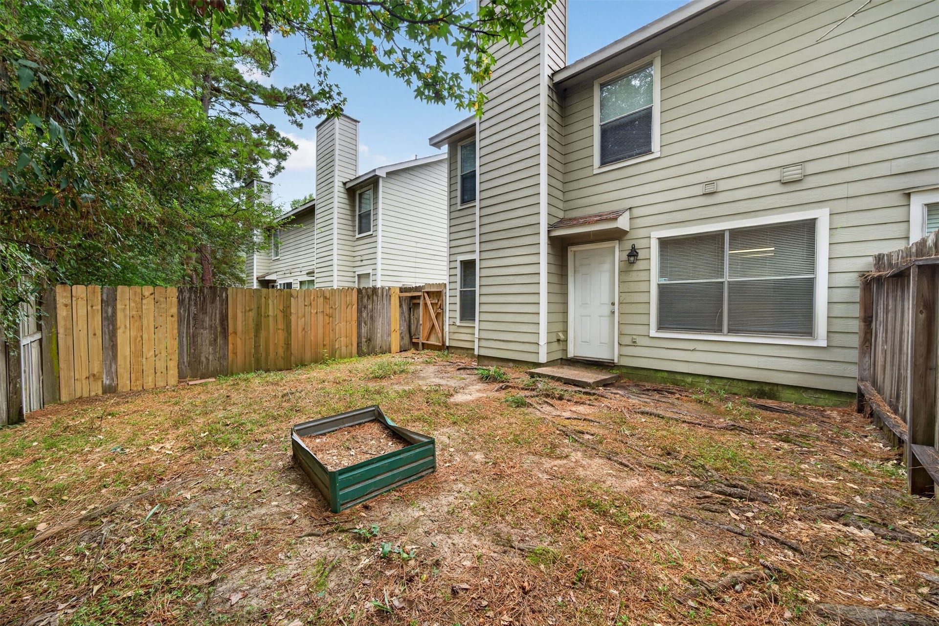 130 S Walden Elms Circle, Spring, TX 77382 130 S Walden Elms Circle, Spring, TX 77382