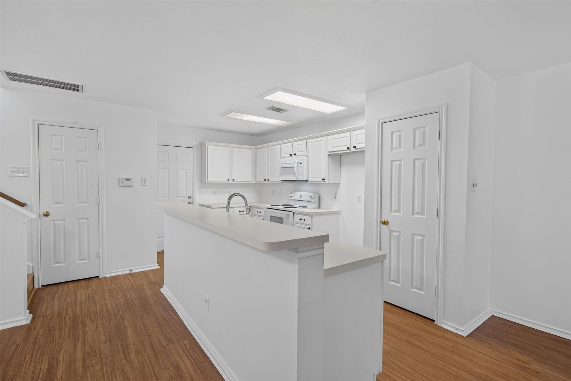 130 S Walden Elms Circle, Spring, TX 77382 130 S Walden Elms Circle, Spring, TX 77382