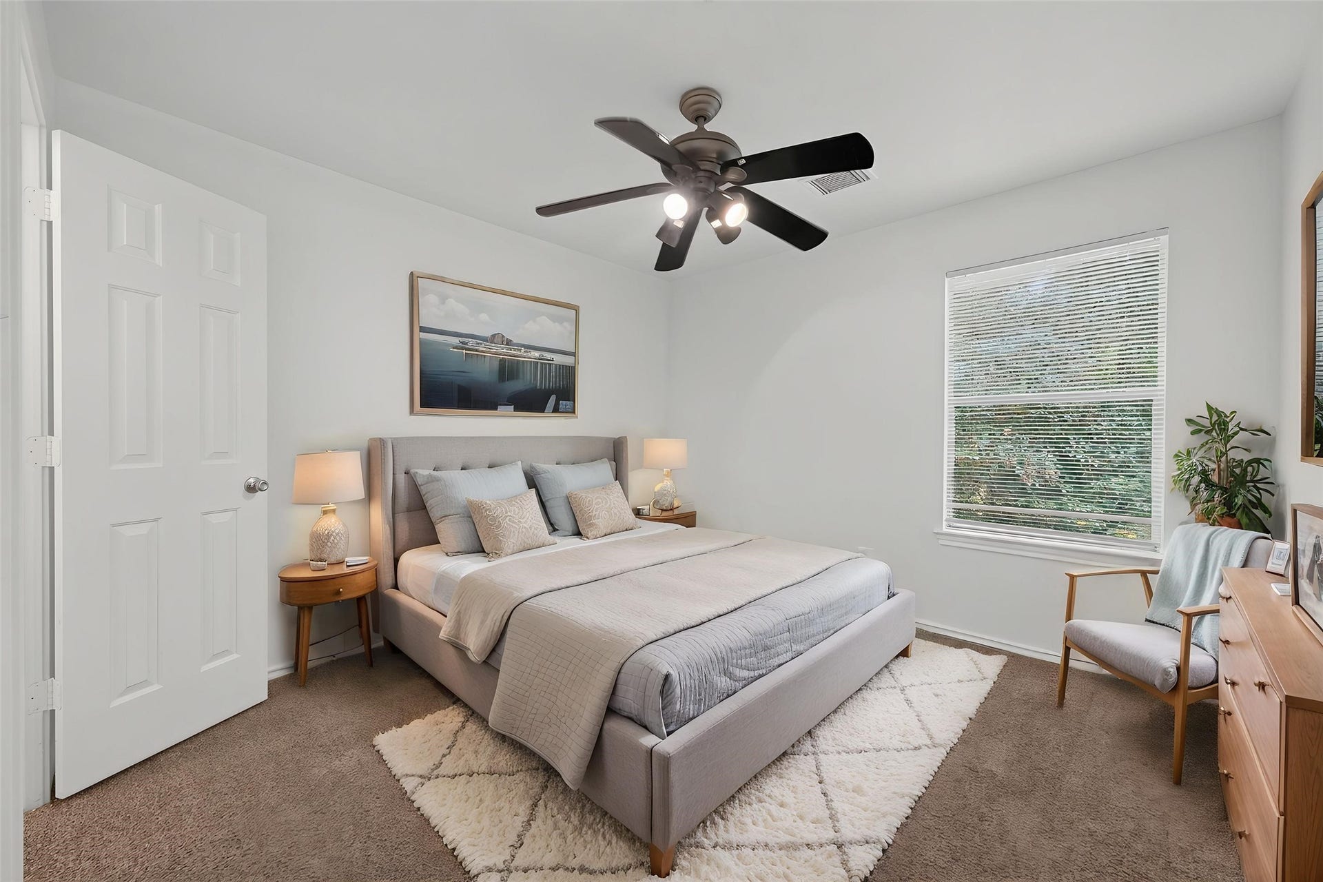 130 S Walden Elms Circle, Spring, TX 77382 VIRTUALLY STAGED
