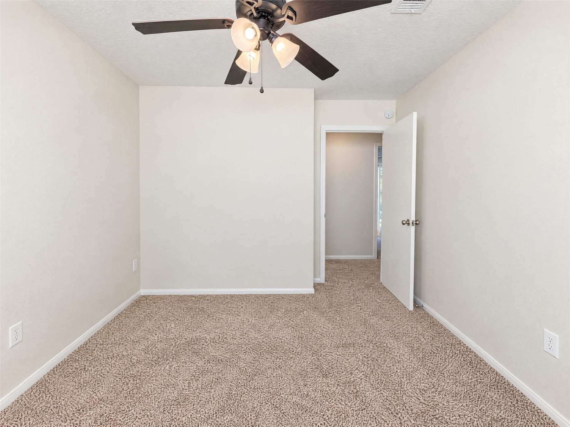 6815 Falling Waters Drive, Spring, TX 77379 6815 Falling Waters Drive, Spring, TX 77379