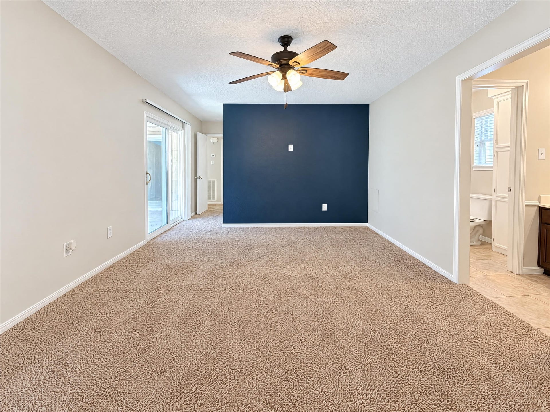6815 Falling Waters Drive, Spring, TX 77379 6815 Falling Waters Drive, Spring, TX 77379