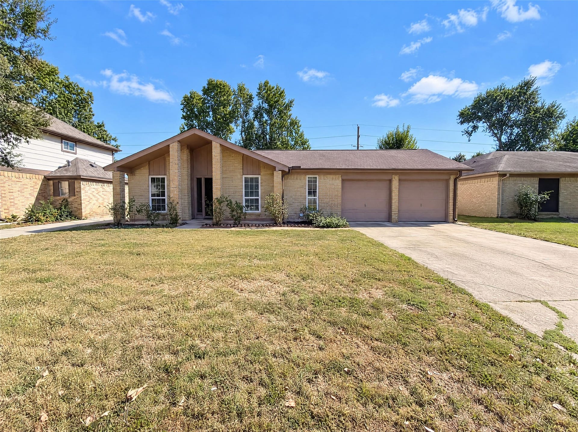 6815 Falling Waters Drive, Spring, TX 77379 6815 Falling Waters Drive, Spring, TX 77379
