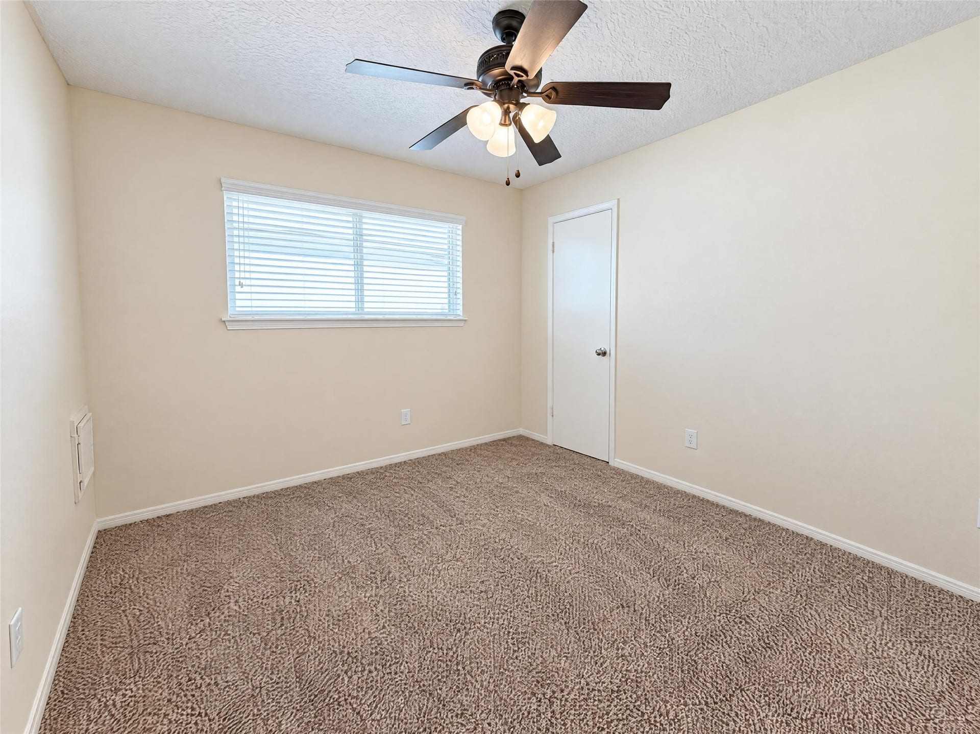 6815 Falling Waters Drive, Spring, TX 77379 6815 Falling Waters Drive, Spring, TX 77379