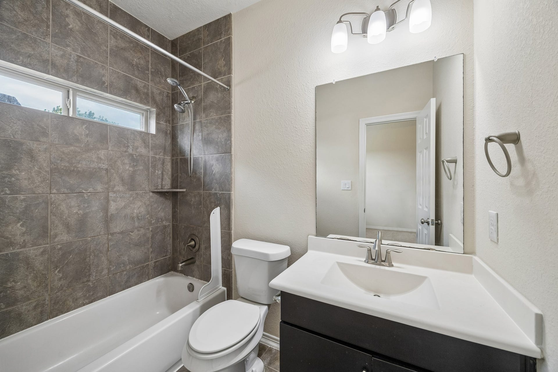 2822 Kings Retreat Circle, Kingwood, TX 77345 2822 Kings Retreat Circle, Kingwood, TX 77345