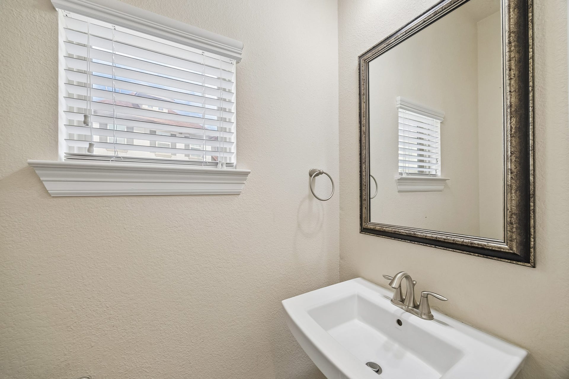 2822 Kings Retreat Circle, Kingwood, TX 77345 2822 Kings Retreat Circle, Kingwood, TX 77345