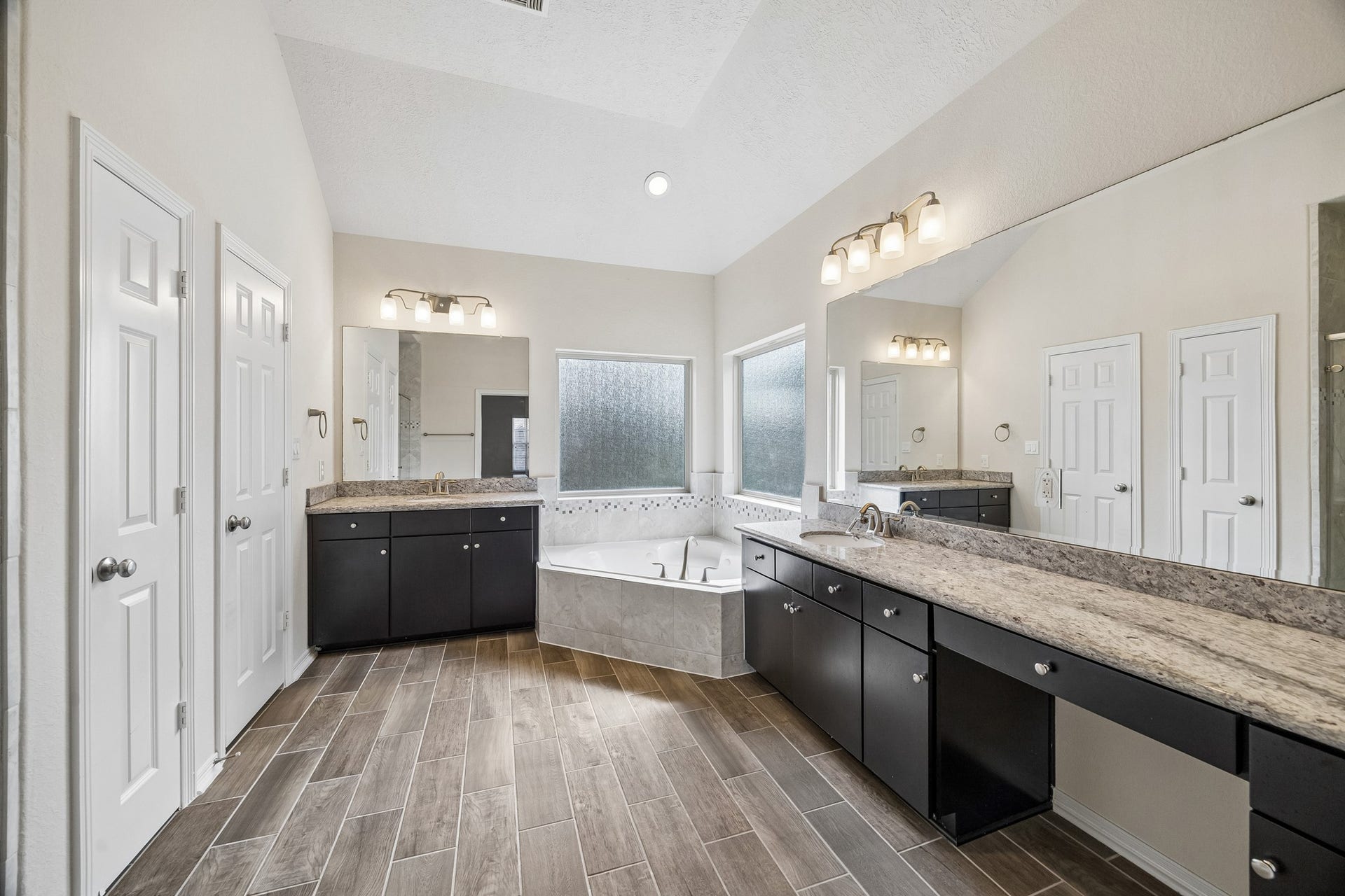2822 Kings Retreat Circle, Kingwood, TX 77345 2822 Kings Retreat Circle, Kingwood, TX 77345