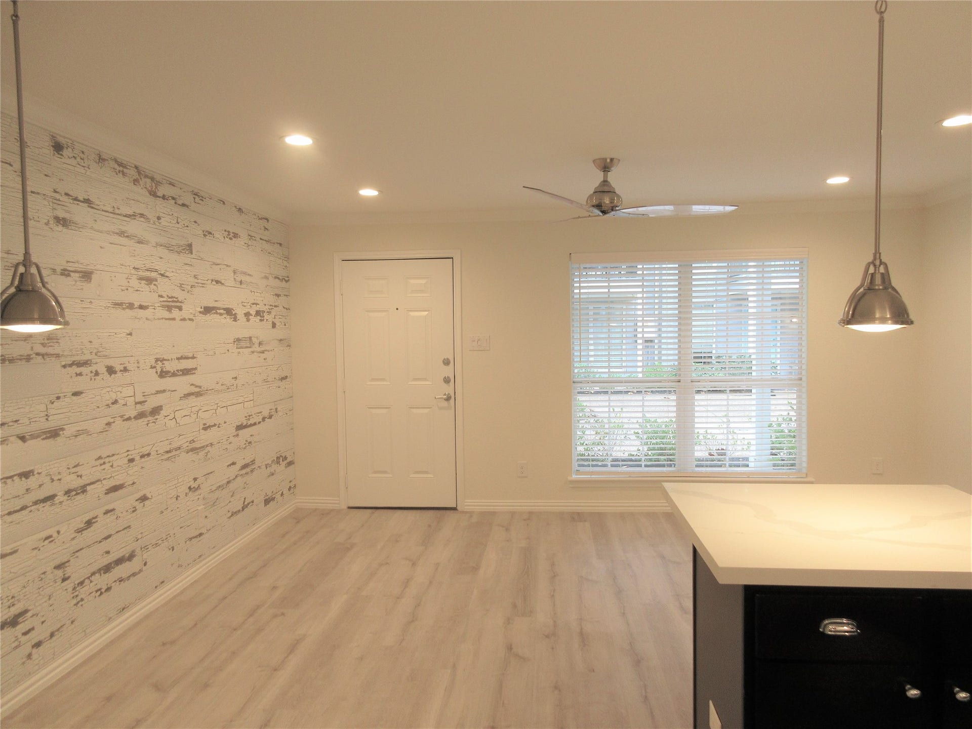300 Pecore Street, #11, Houston, TX 77009 300 Pecore Street, #11, Houston, TX 77009