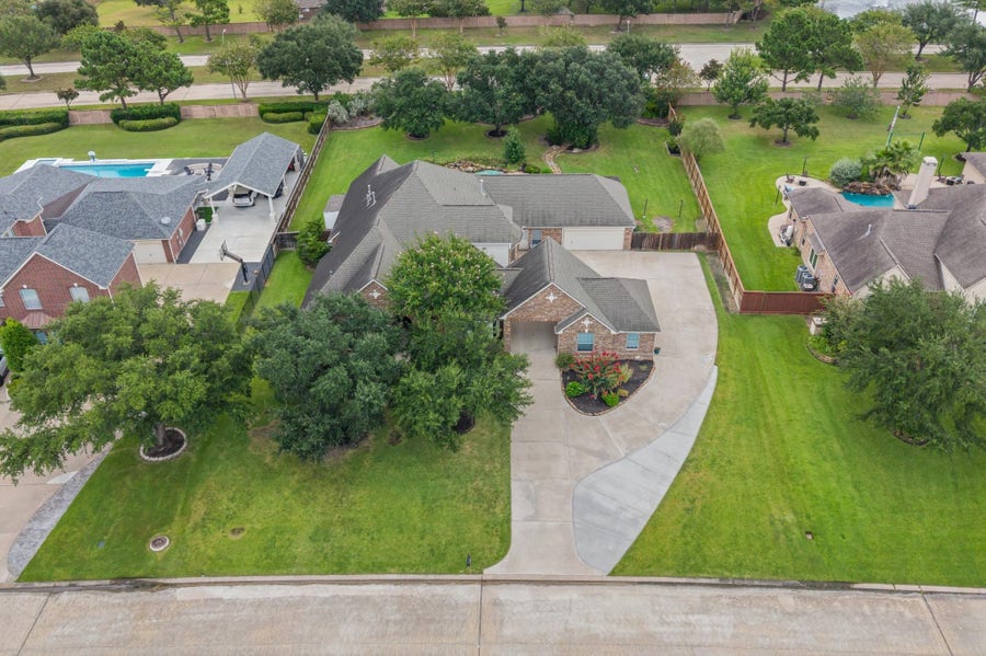 Property photo for 17202 Ledgefield, Cypress, TX