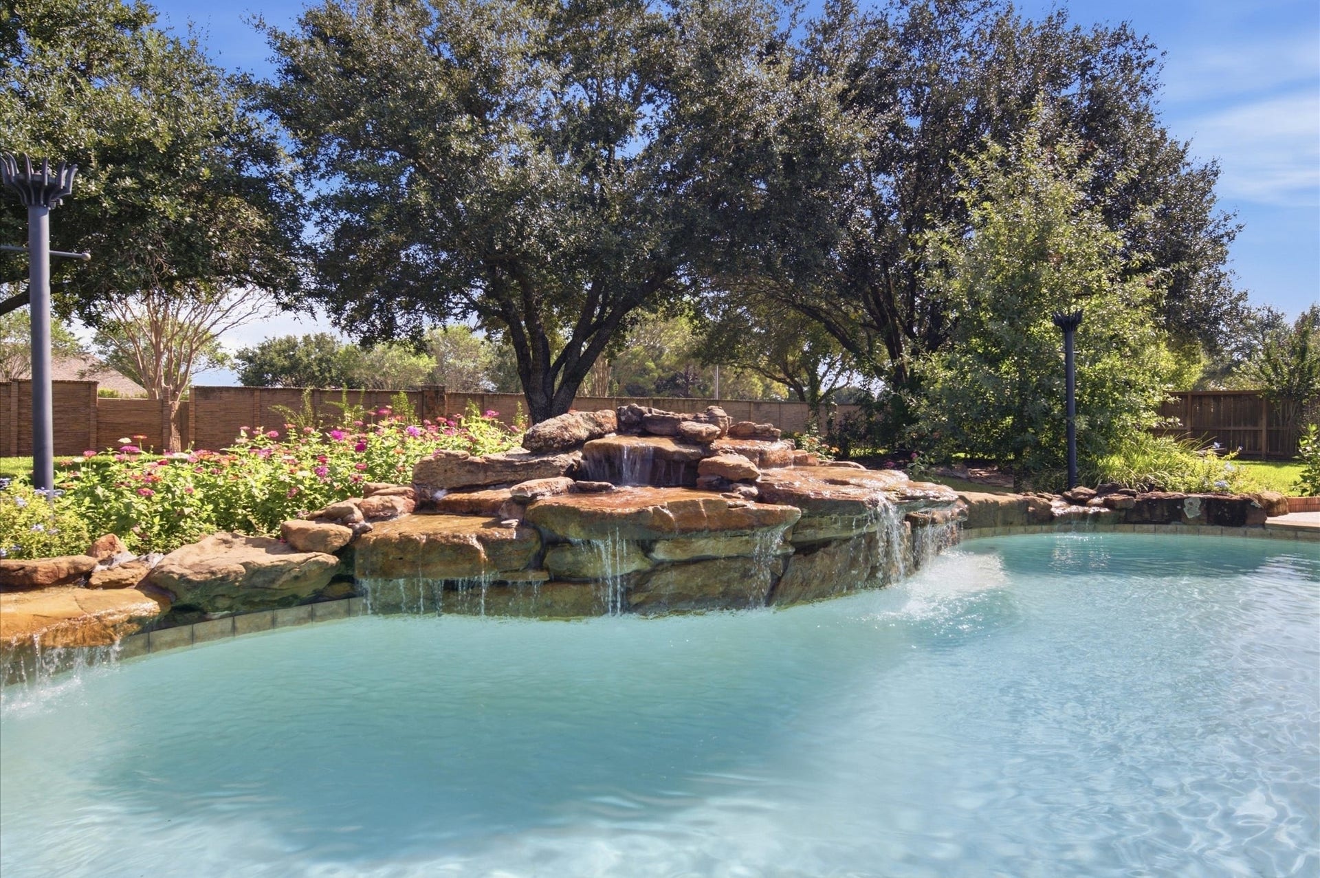 17202 Ledgefield, Cypress, TX 77433 17202 Ledgefield, Cypress, TX 77433