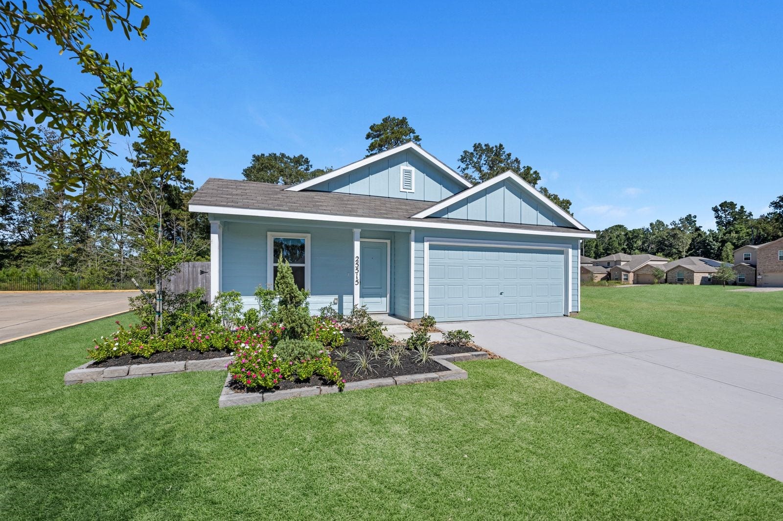 25515 Greenwood Canyon Drive, Cleveland, TX 77328 25515 Greenwood Canyon Drive, Cleveland, TX 77328