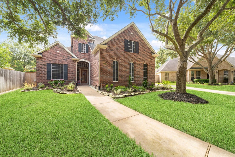 Property photo for 13643 Schumann Trail, Sugar Land, TX