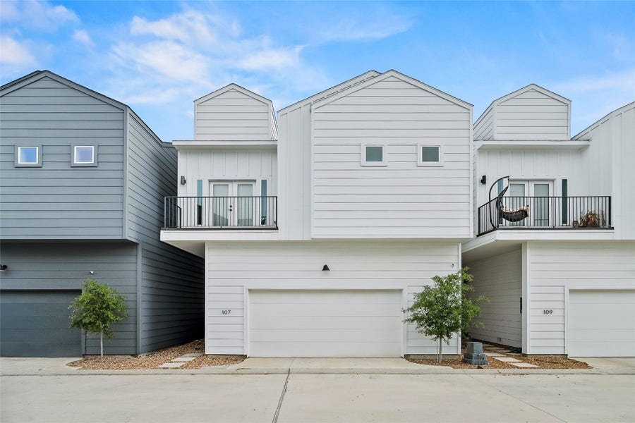 Property photo for 107 Tolima Dove Street, Houston, TX