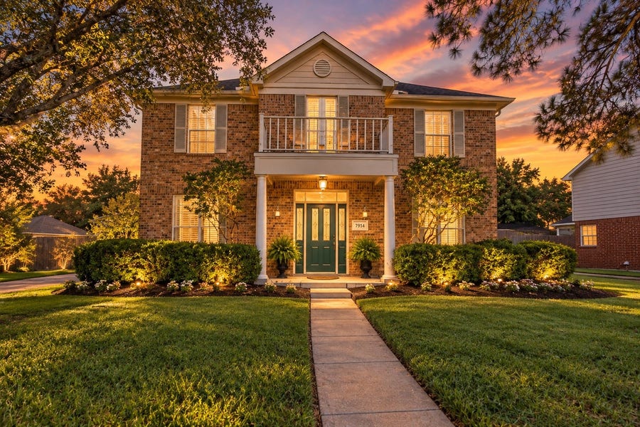 Property photo for 7914 Hickory Mill Court, Houston, TX