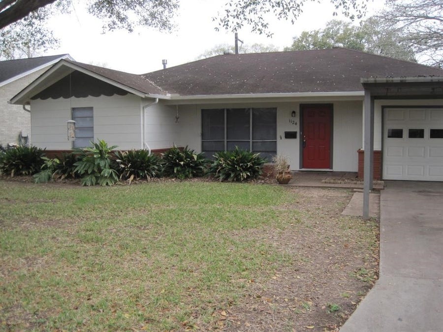 Property photo for 1124 Lawrence Street, Rosenberg, TX