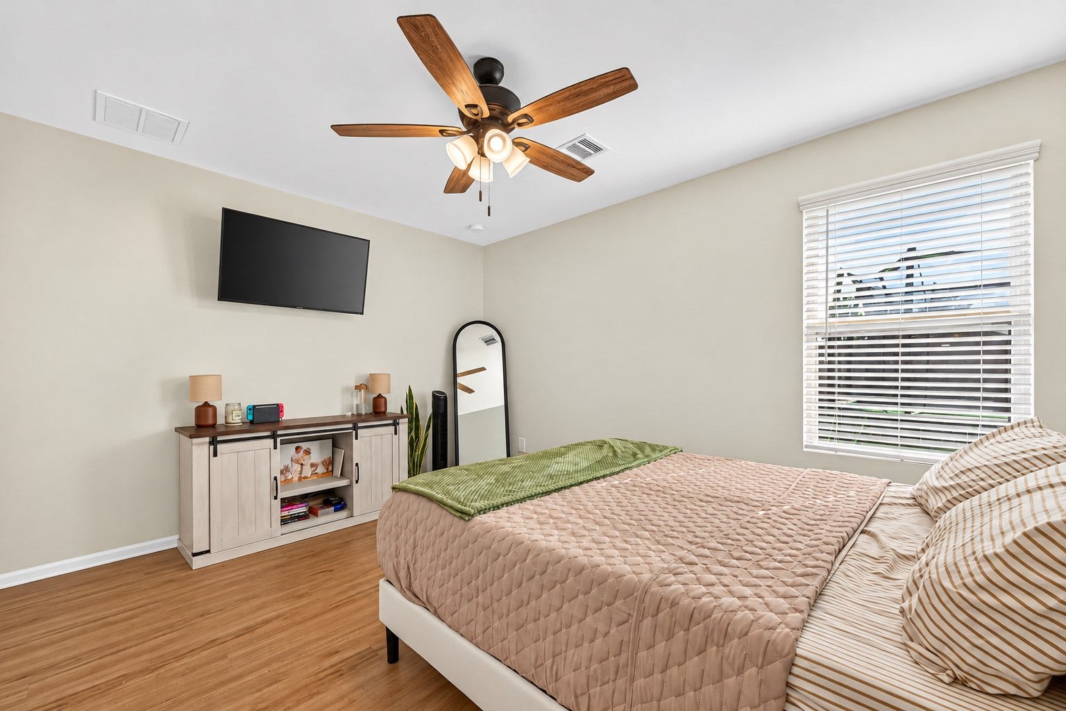 724 Larkspur Shadow Drive, Magnolia, TX 77354 724 Larkspur Shadow Drive, Magnolia, TX 77354