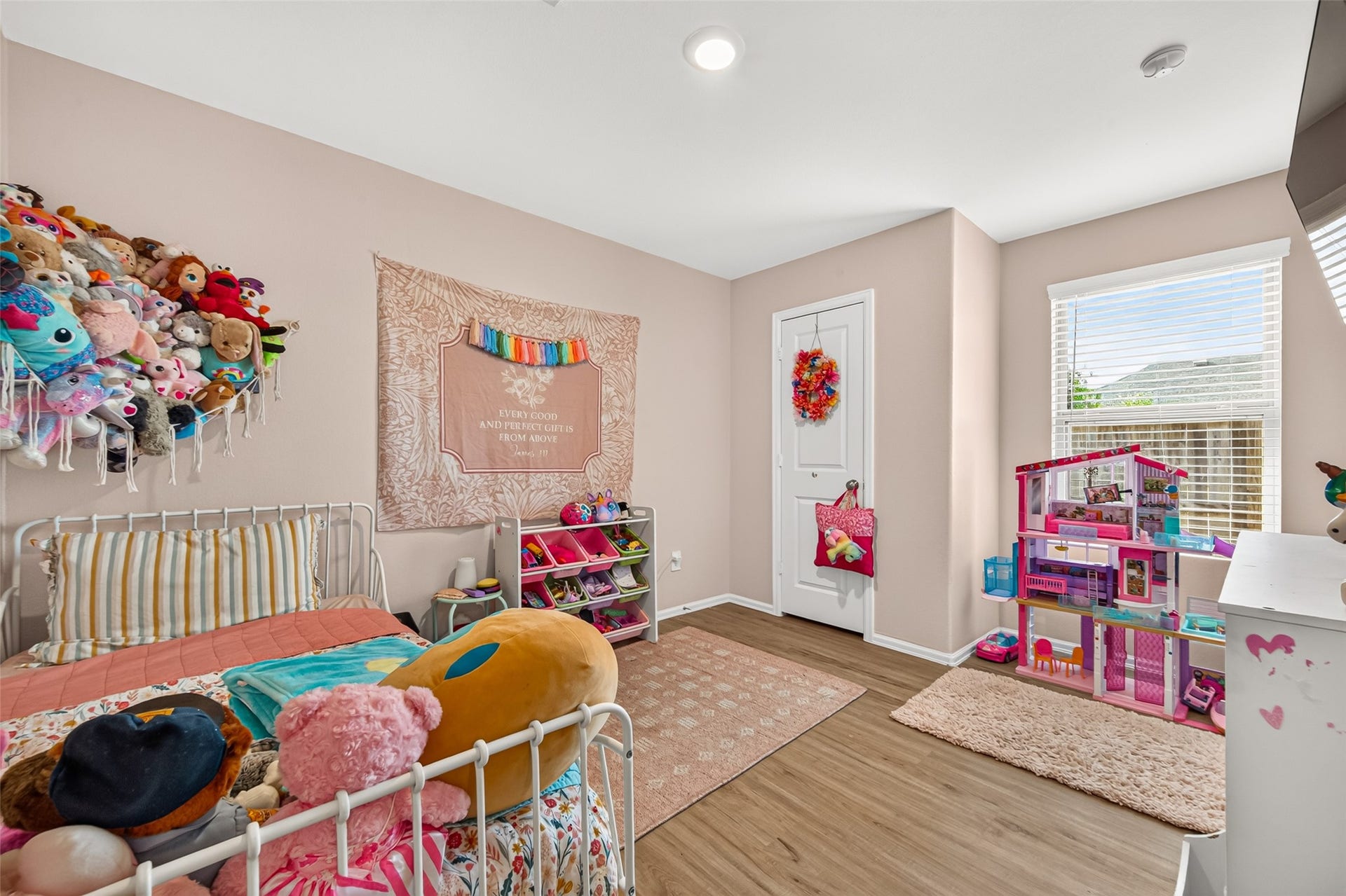 724 Larkspur Shadow Drive, Magnolia, TX 77354 724 Larkspur Shadow Drive, Magnolia, TX 77354