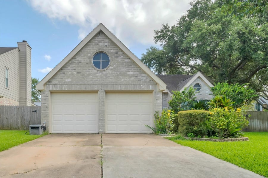 Property photo for 4402 Treasure Trail, Sugar Land, TX