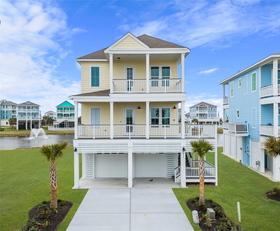 Property photo for 4011 Estuary Court, Galveston, TX