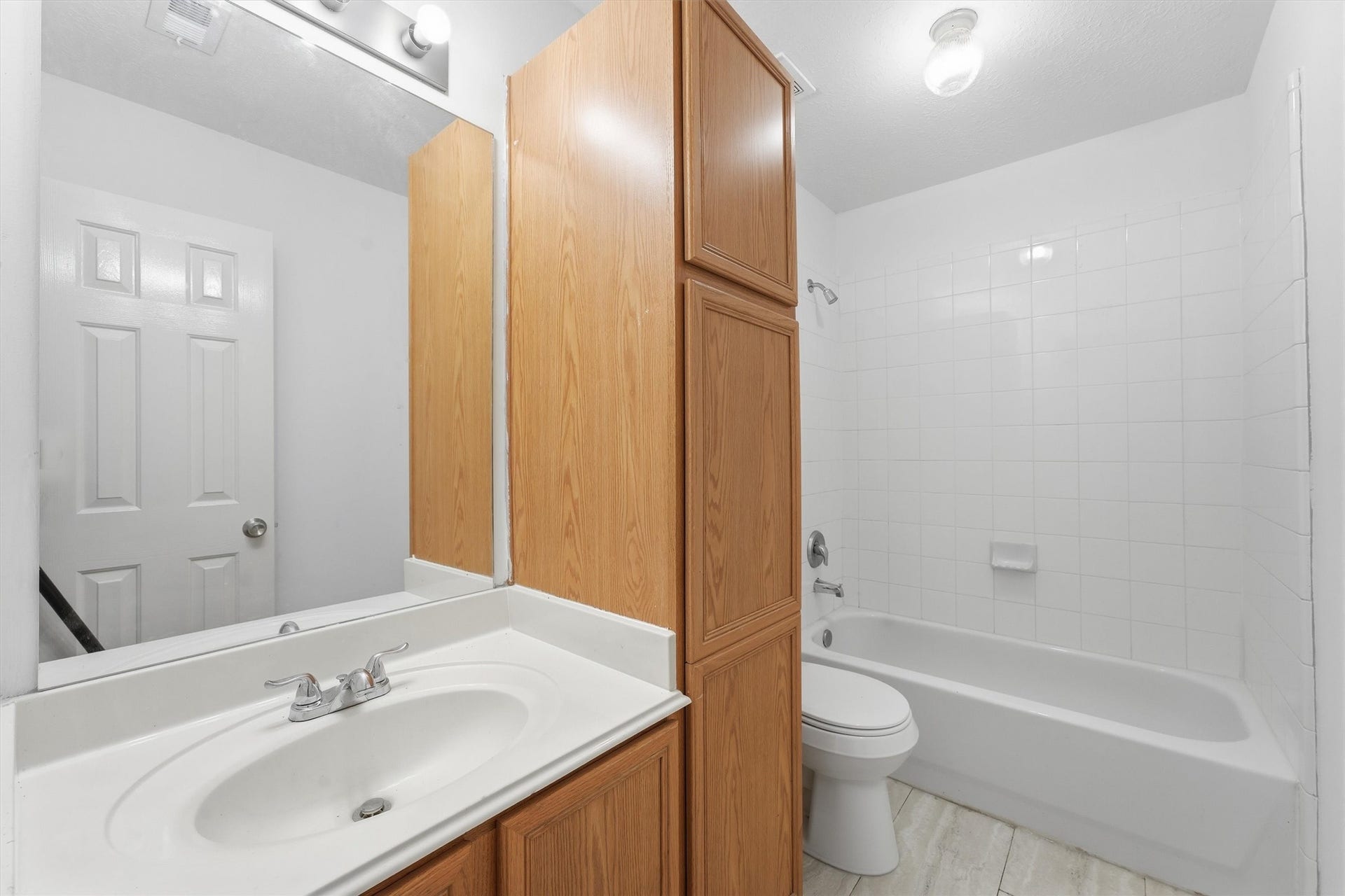 6003 S Brenwood Drive, Katy, TX 77449 6003 S Brenwood Drive, Katy, TX 77449