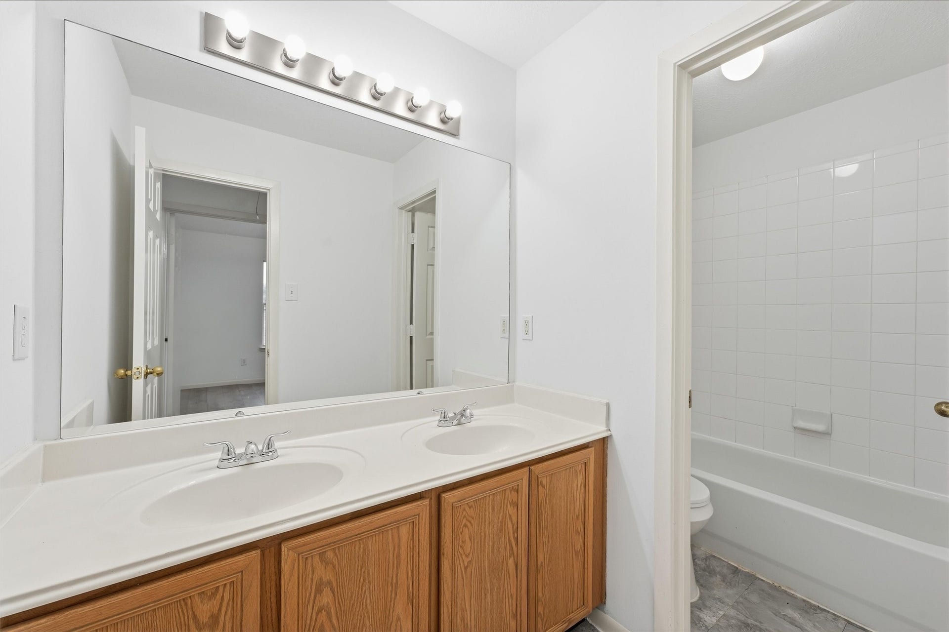 6003 S Brenwood Drive, Katy, TX 77449 6003 S Brenwood Drive, Katy, TX 77449