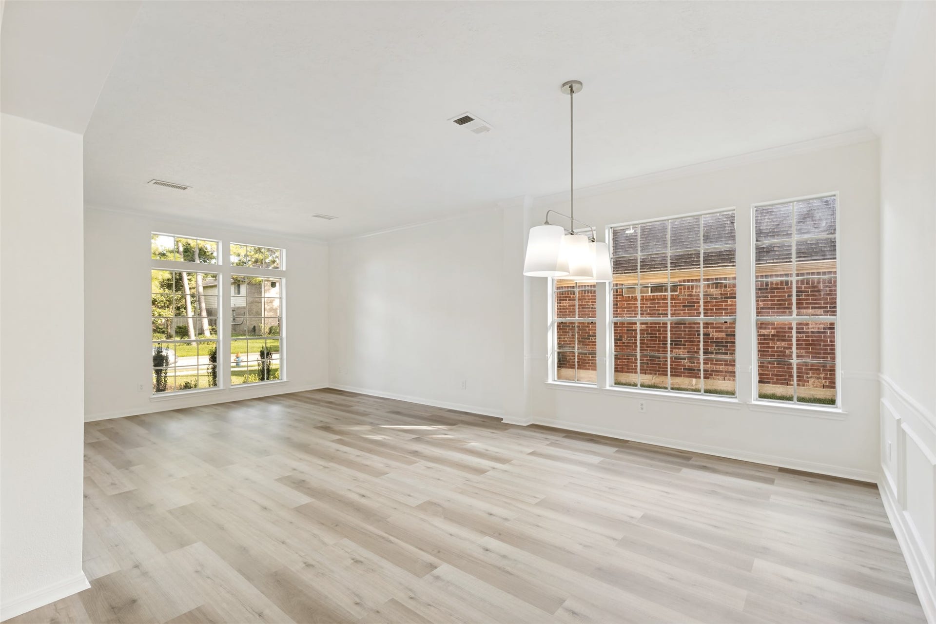 2412 Piney Woods Drive, Pearland, TX 77581 2412 Piney Woods Drive, Pearland, TX 77581